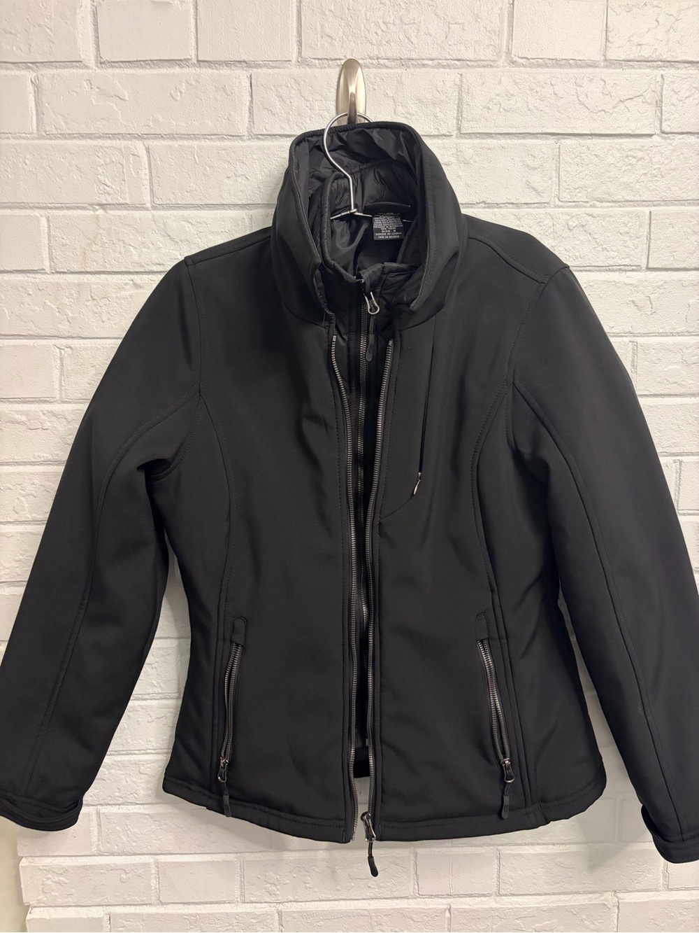 Women's Black Ski Softshell Jacket - Insulated Weather-Resistant Coat